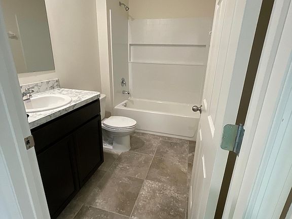 5th image of 100 Forest Trace Cir