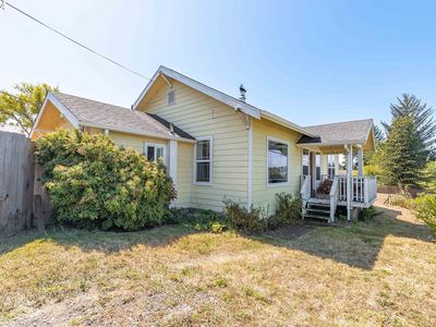 810 D St, Coos Bay, OR, 97420