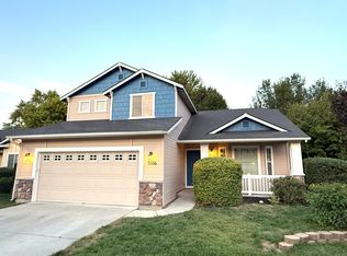 3356 N Oakstone Ave, Meridian, ID 83642
