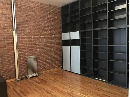 Rented by Triumph Property Group | media 6