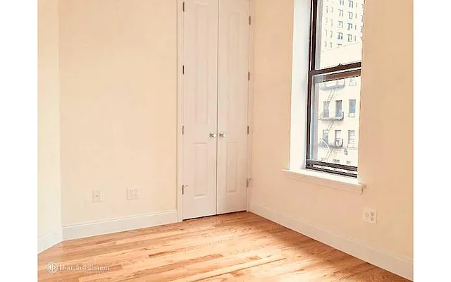 Rented by Douglas Elliman | media 27