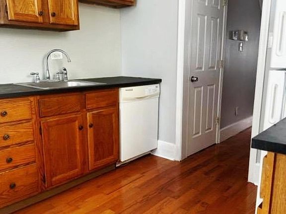 4th image of 2517 S Mildred St