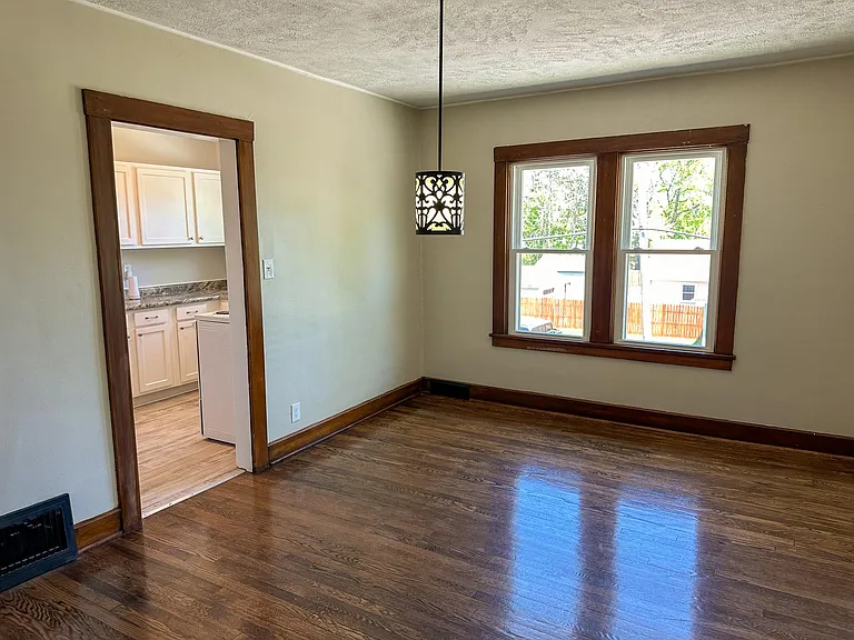 840 W Indianola Ave #4 — Photo 9