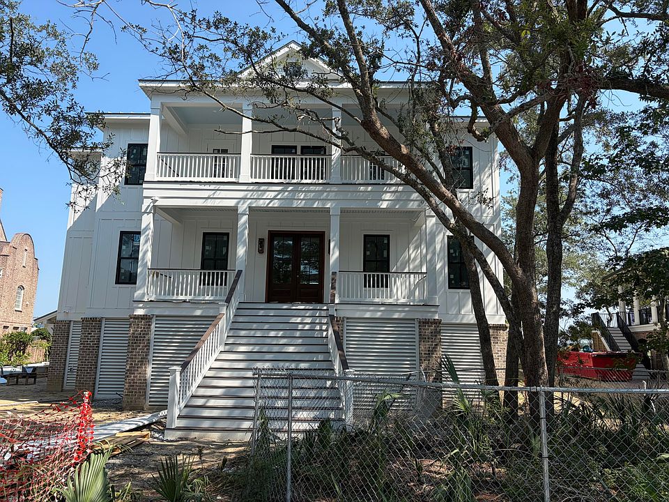 1st image of 2296 Beckenham Dr