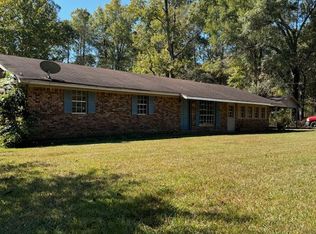 182 Pavillion Rd, Laurel, MS 39443