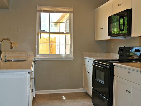 5th image of 615 Butterwick Ct