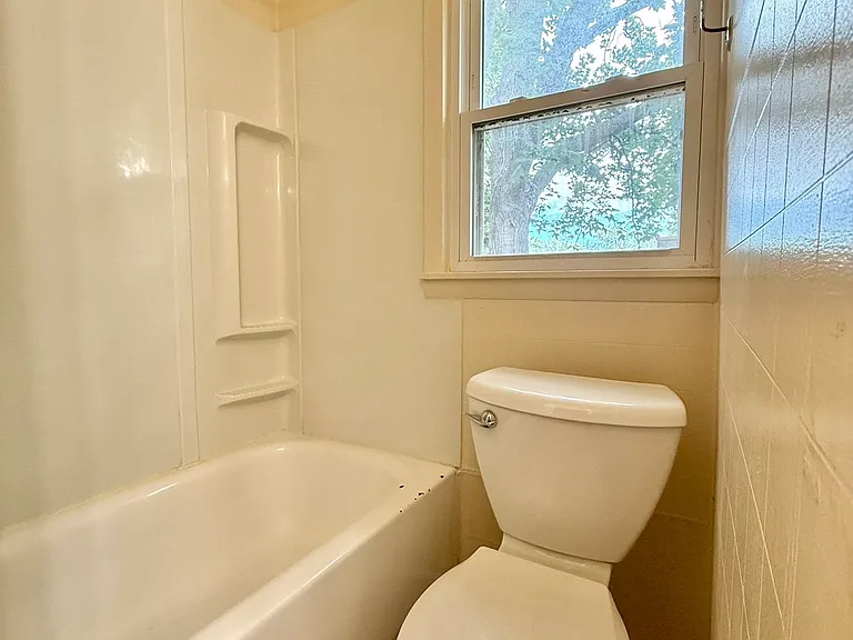 335 S Blaine Ave #2 — Photo 11