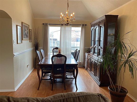 4th image of 5907 Vista Glen Ln