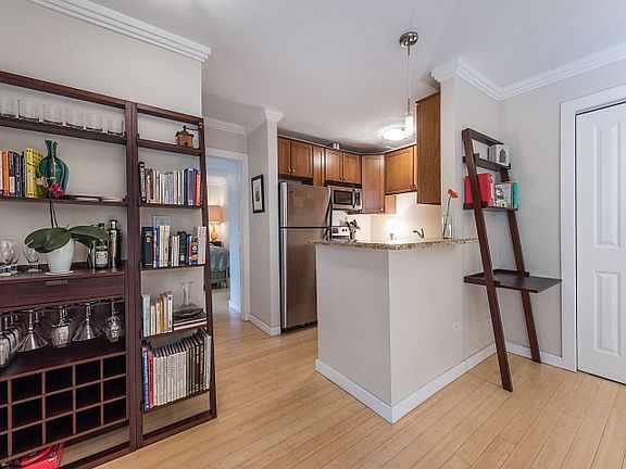 2nd image of 1055 N Corona St APT 103