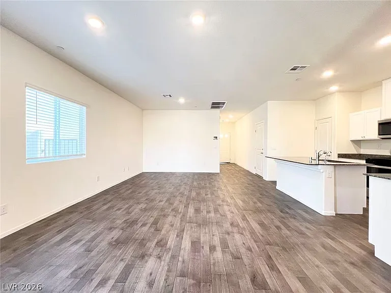 1172 King Lark St — Photo 4
