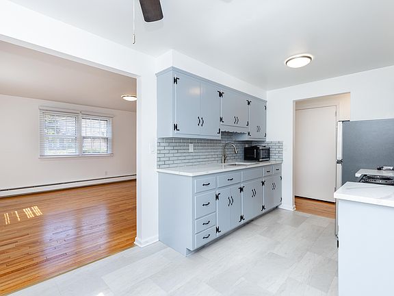 4th image of 56 Church St #1