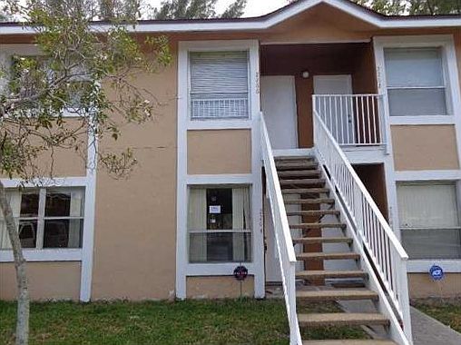 1st image of 2266 SW 81st Ave