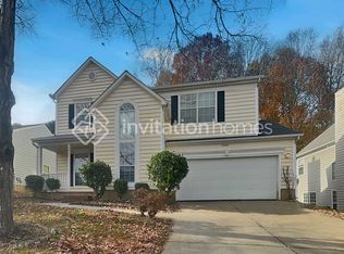 9040 Little Hampton Pl, Charlotte, NC 28215