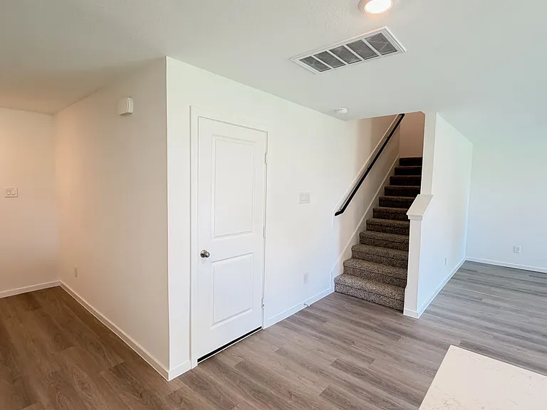 11631 Ruffian Dr — Photo 2