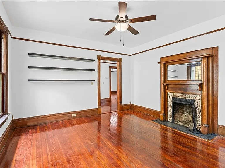 235 Elizabeth St NE #B — Photo 6