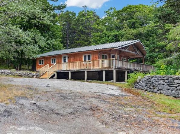 12 Hemlock Road, Dedham, ME 04429