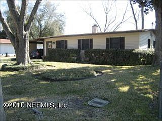 5th image of 442 Clermont Dr W