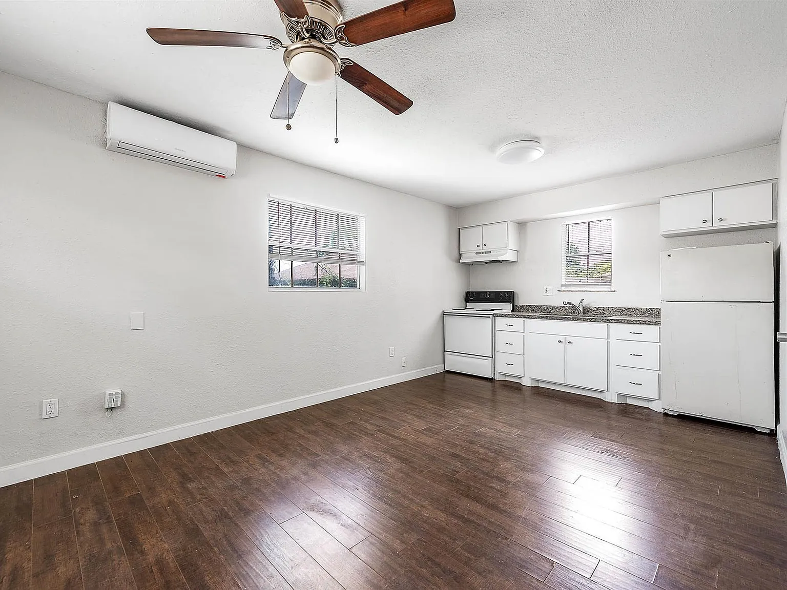 1 bed, 1.0 bath, 525 sqft, $800 — Photo 2