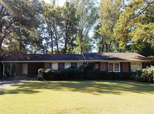 604 Cambridge Dr, Marietta, GA 30066