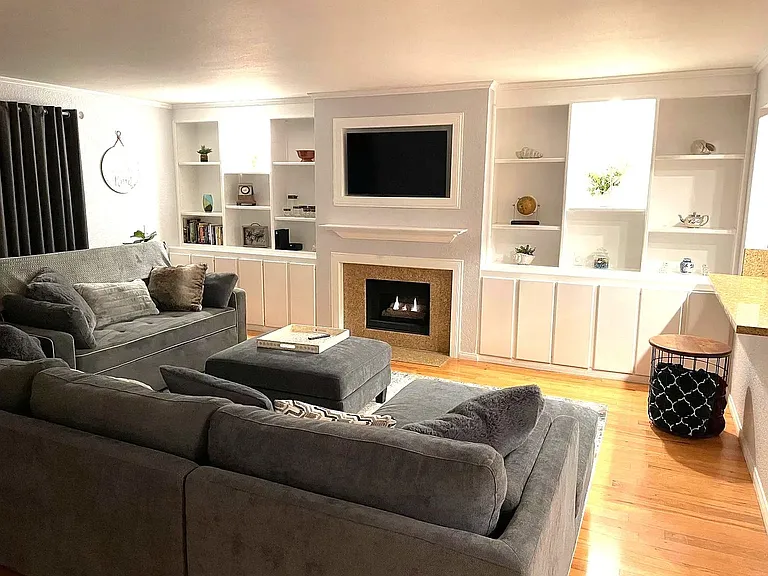 44 Montego Ct — Photo 3