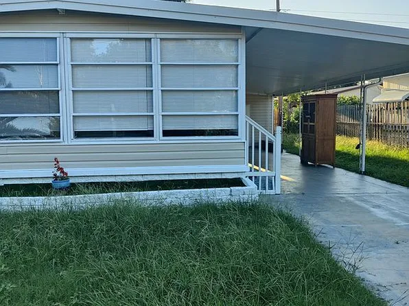 1845 Dixie Ln, Holiday, FL 34690