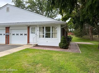 262 Laurel Ct #B, Manchester Township, NJ 08759