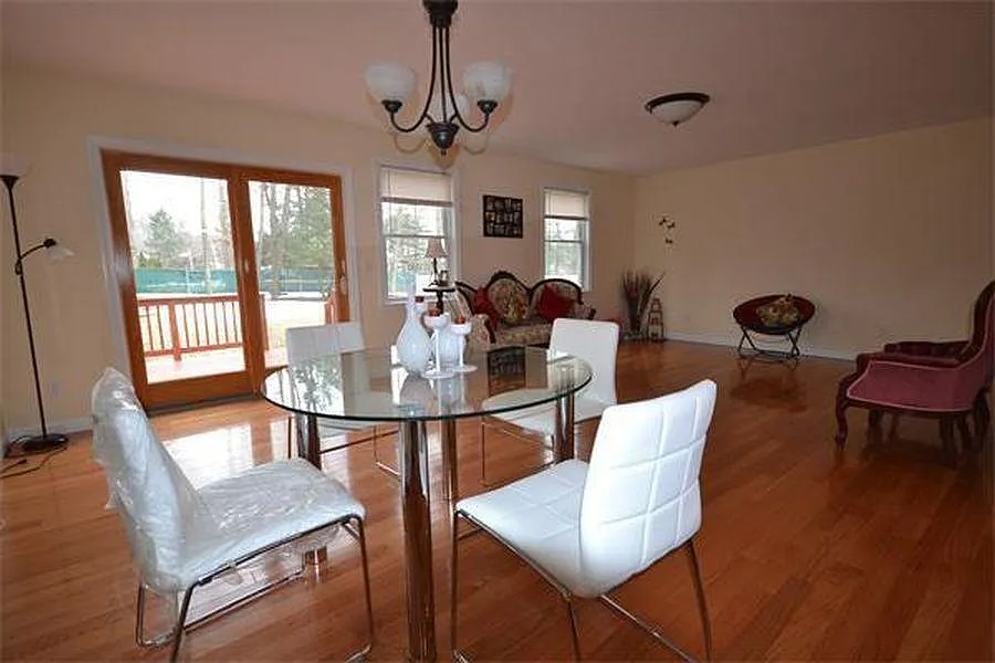 72 Lesure Ave — Photo 2