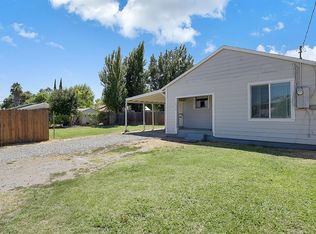 4896 Okmulgee Ave, Olivehurst, CA 95961