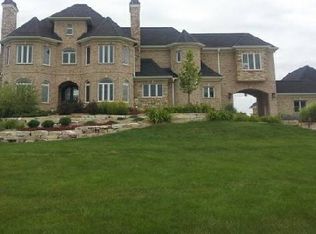 2719 Paulson Rd, Harvard, IL 60033