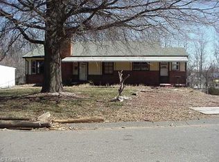 333 Rhyne Ave, Winston Salem, NC 27107