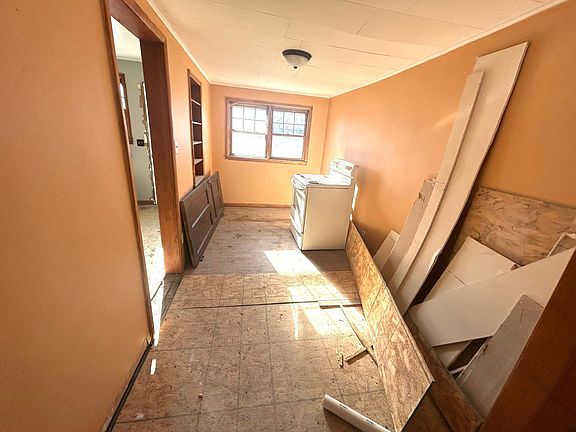 3rd image of 2306 10th St