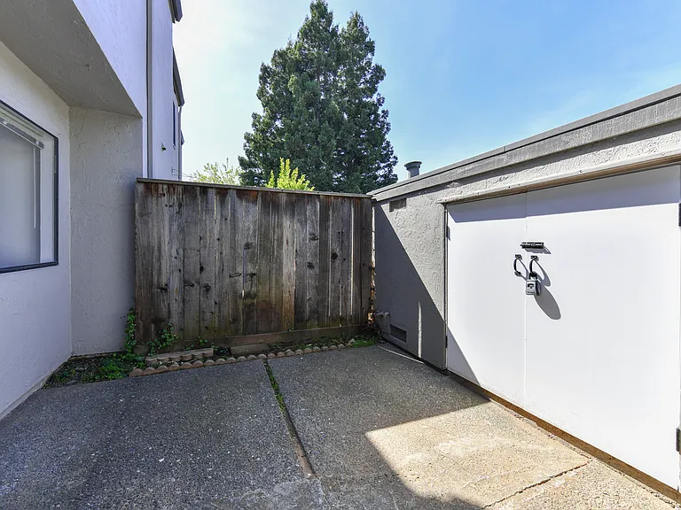 3636 Shelter Creek Dr — Photo 31