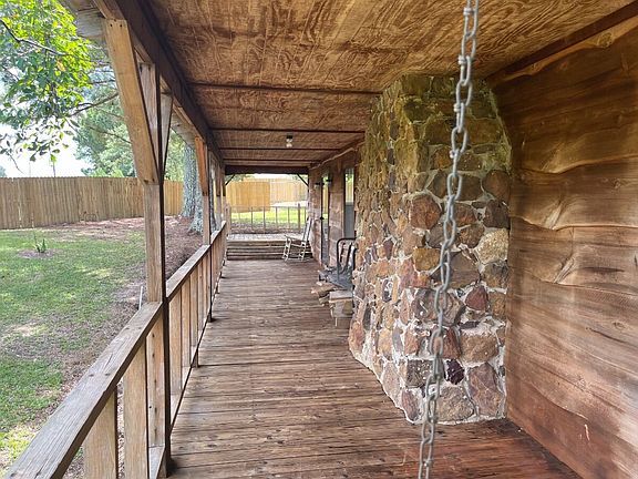 Unique 3BR/2BA Custom Built Redwood Cabin With Spacious North and West Facing Porches