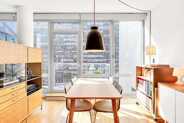 Sold by Compass | media 1