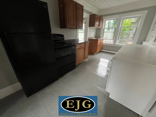 23 S Main St #5, Brattleboro, VT 05301