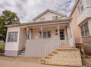 1409 6th Ave, Watervliet, NY