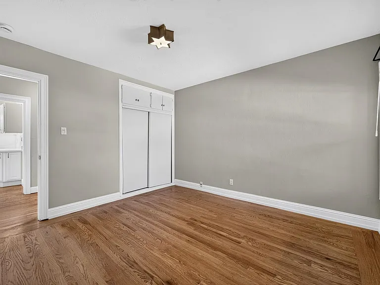 2907 Eccleston Ave — Photo 24