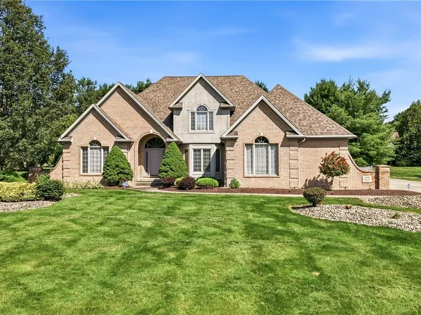 1755 Brittainy Oaks Trl NE, Warren, OH 44484
