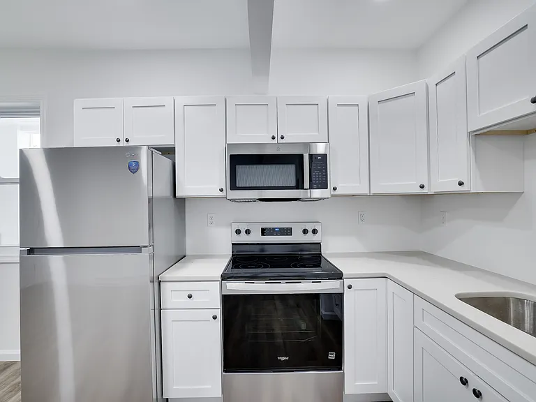 123 Evergreen Ln #2 — Photo 6