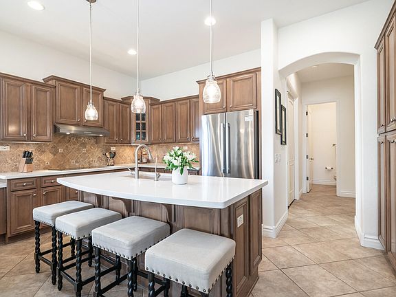 5th image of 4400 S OLEANDER Drive