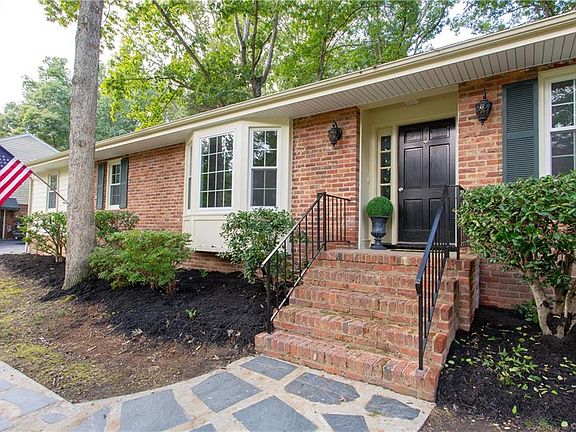 2nd image of 604 Wishart Cir
