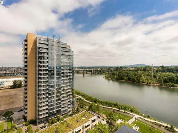 836 S Curry St #506, Portland, OR 97239