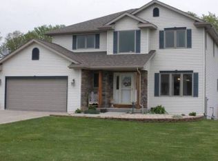 1322 Bruin Ln, Janesville, WI 53545