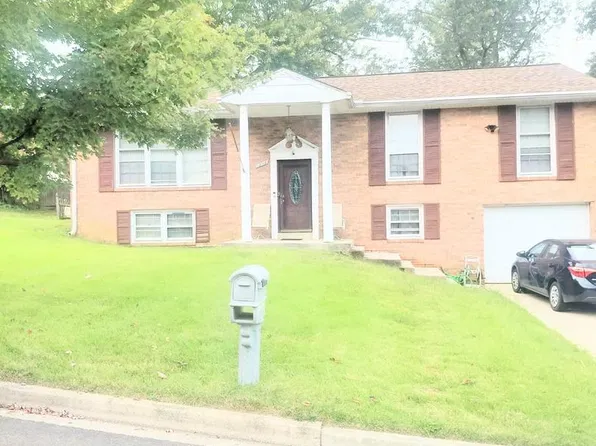 12118 Old Colony Dr, Upper Marlboro, MD 20772