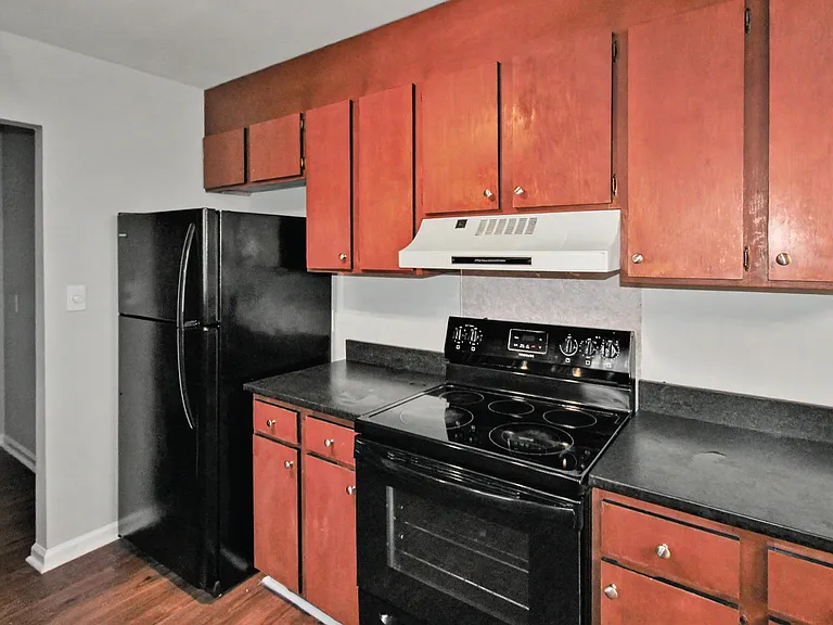1228 Pegram St — Photo 11