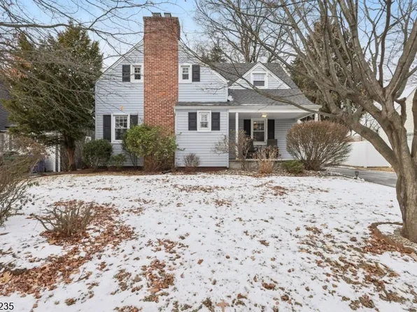 218 Swarthmore Rd, Linden City, NJ 07036