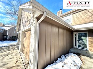 1378 NW Jefferson Ct #1, Blue Springs, MO 64015
