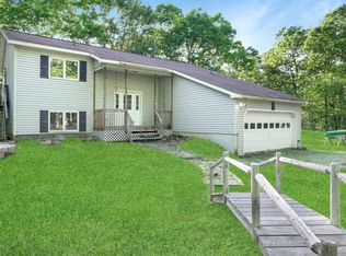 174 Stateway Dr, Milford, PA 18337