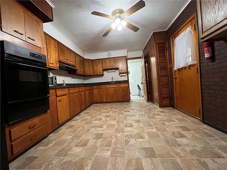 5124 Carnegie St — Photo 11