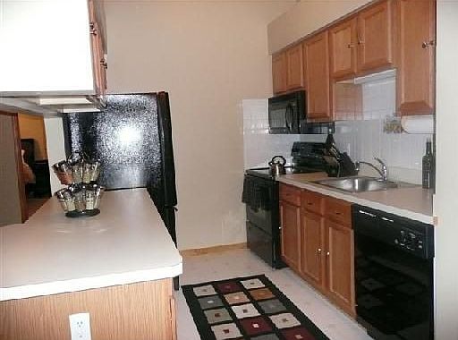 4th image of 9693 Wildflower Ct